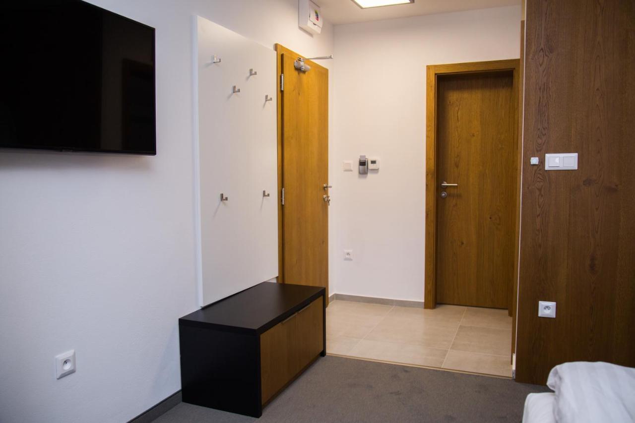 Snowland Apartmany Valca Bagian luar foto