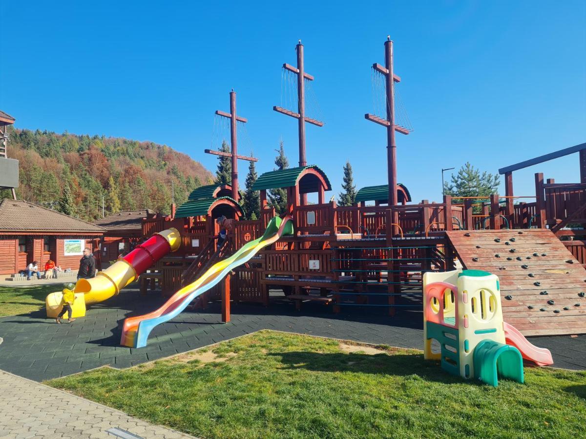 Snowland Apartmany Valca Bagian luar foto
